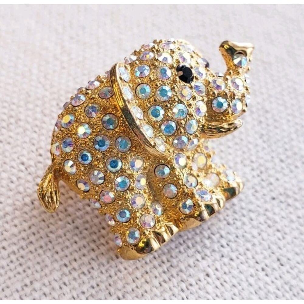 Vintage Signed Butler Gold Tone Rhinestone Bejeweled Elephant Brooch Dainty - Picture 2 of 8